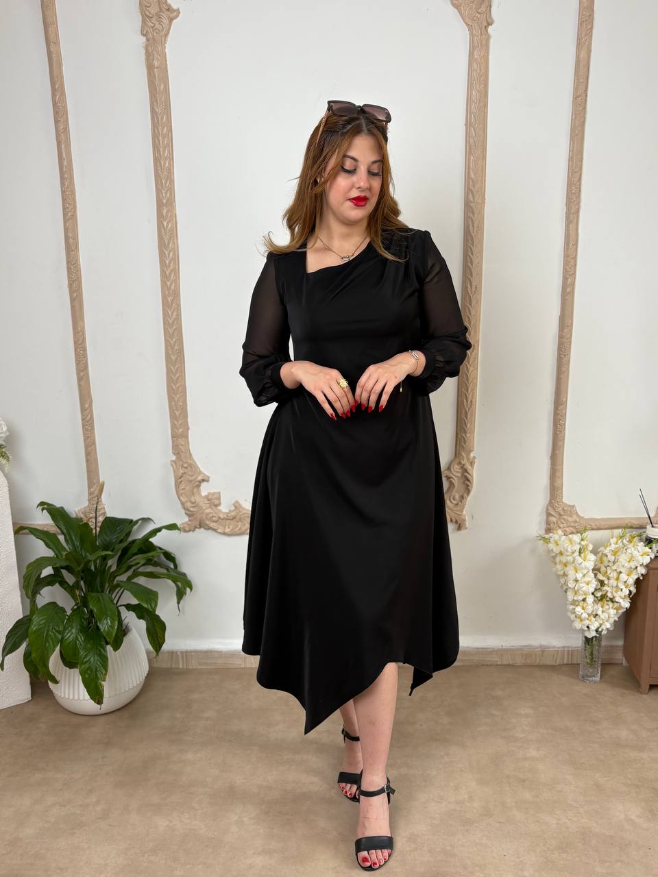 ROBE NOIR MANCHES FOULARD